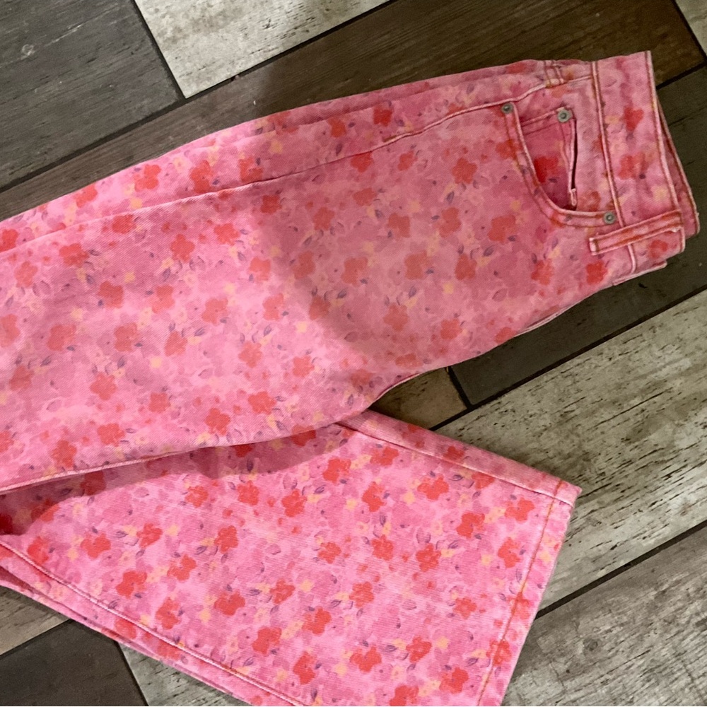 BDG/UO Floral Pink Jeans